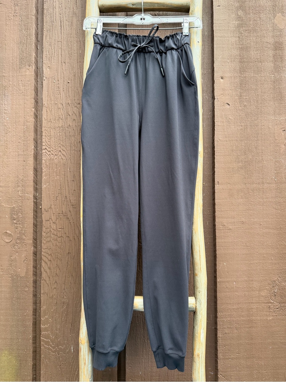 Lululemon Stretch Mid Rise Athletic Joggers Black Size 0 Retro 90s